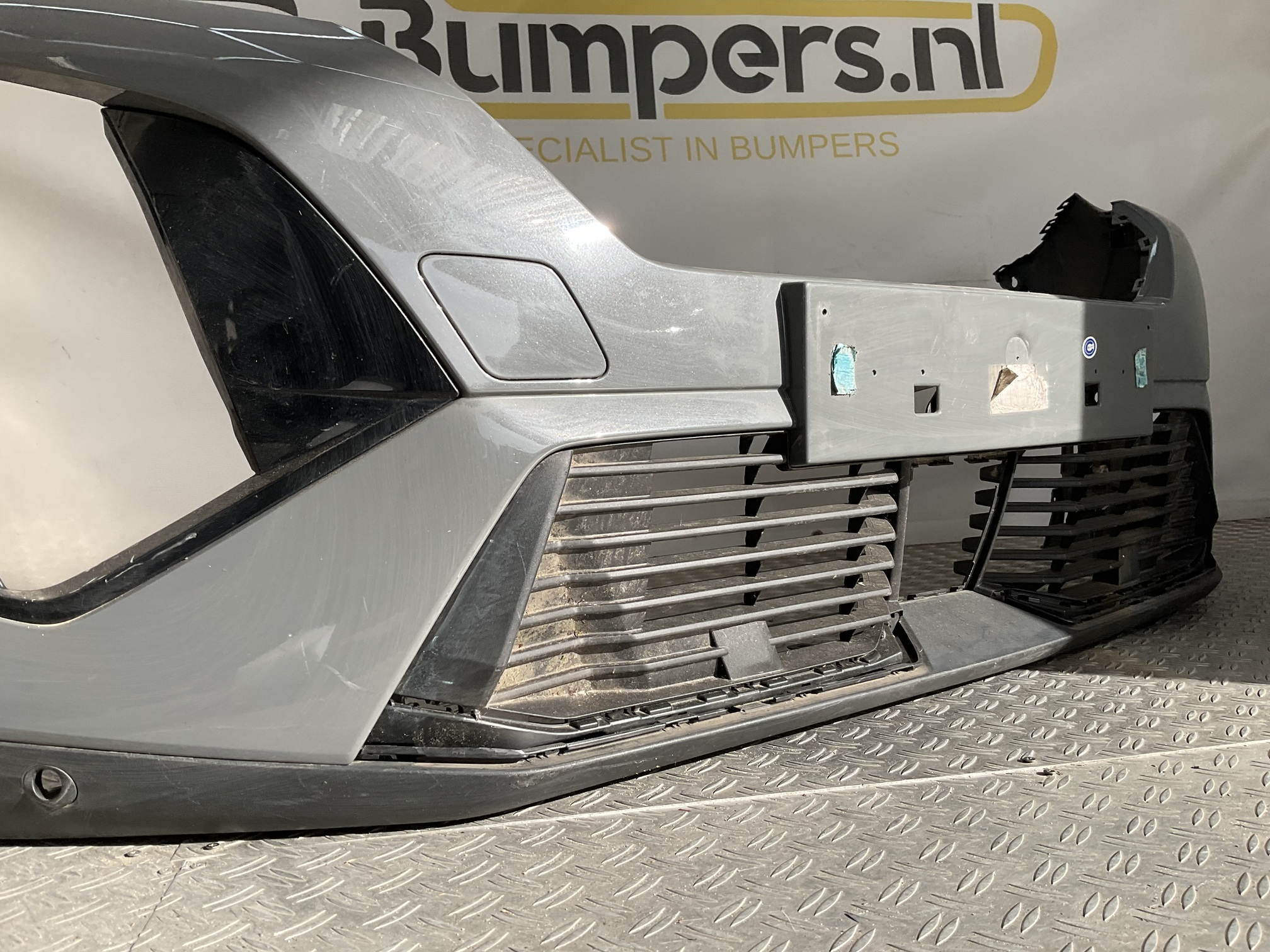 Bumper Peugeot 2008 II 2 Facelift 23-25 9853151880 Voorbumper J4-20981