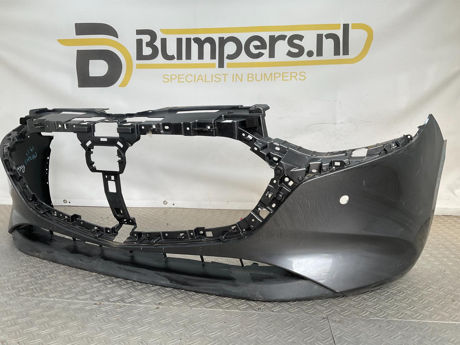 BUMPER MAZDA III 3 BP 2019- BCKN50031 VOORBUMPER B3-24470