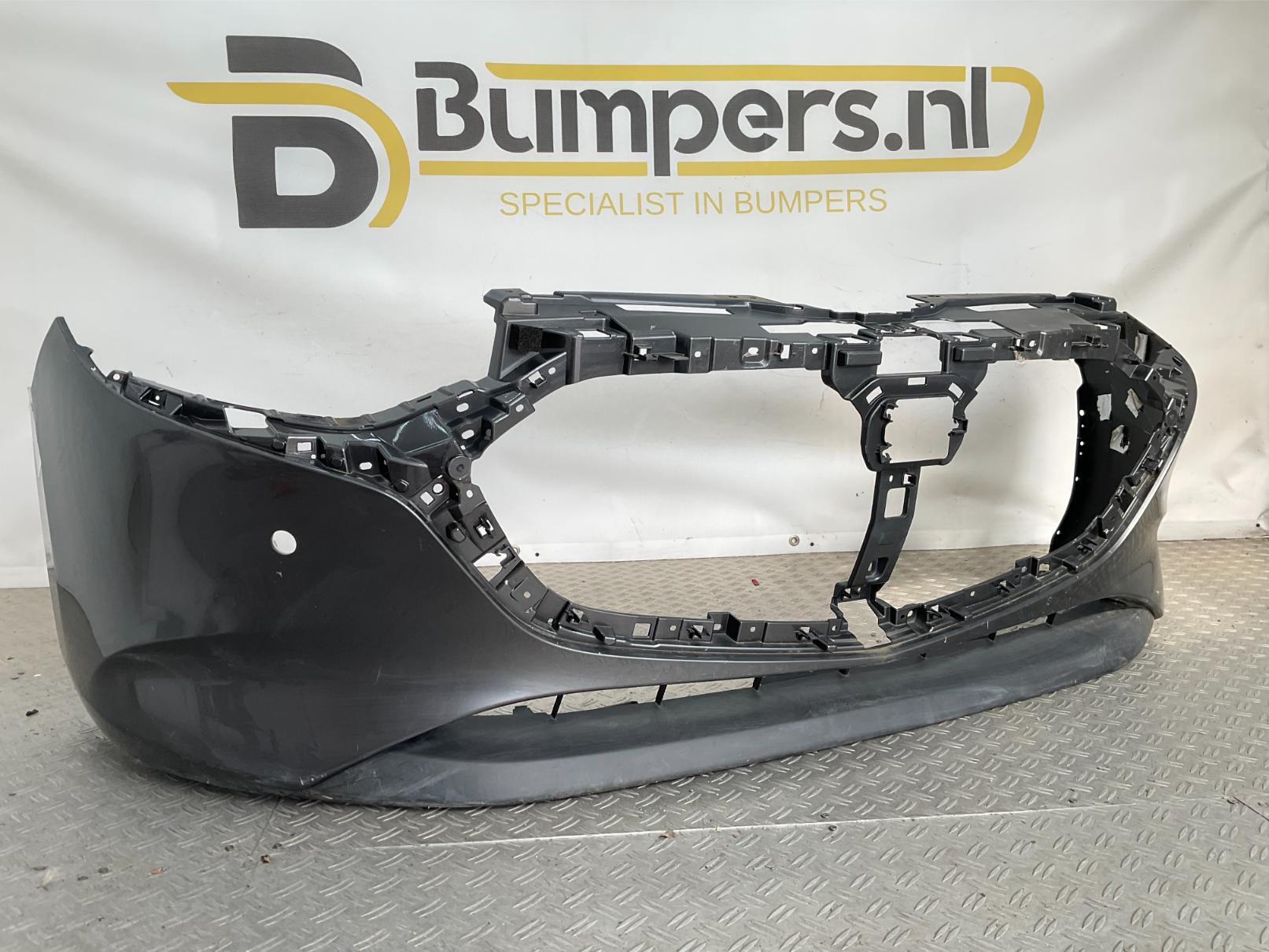 BUMPER MAZDA III 3 BP 2019- BCKN50031 VOORBUMPER B3-24470