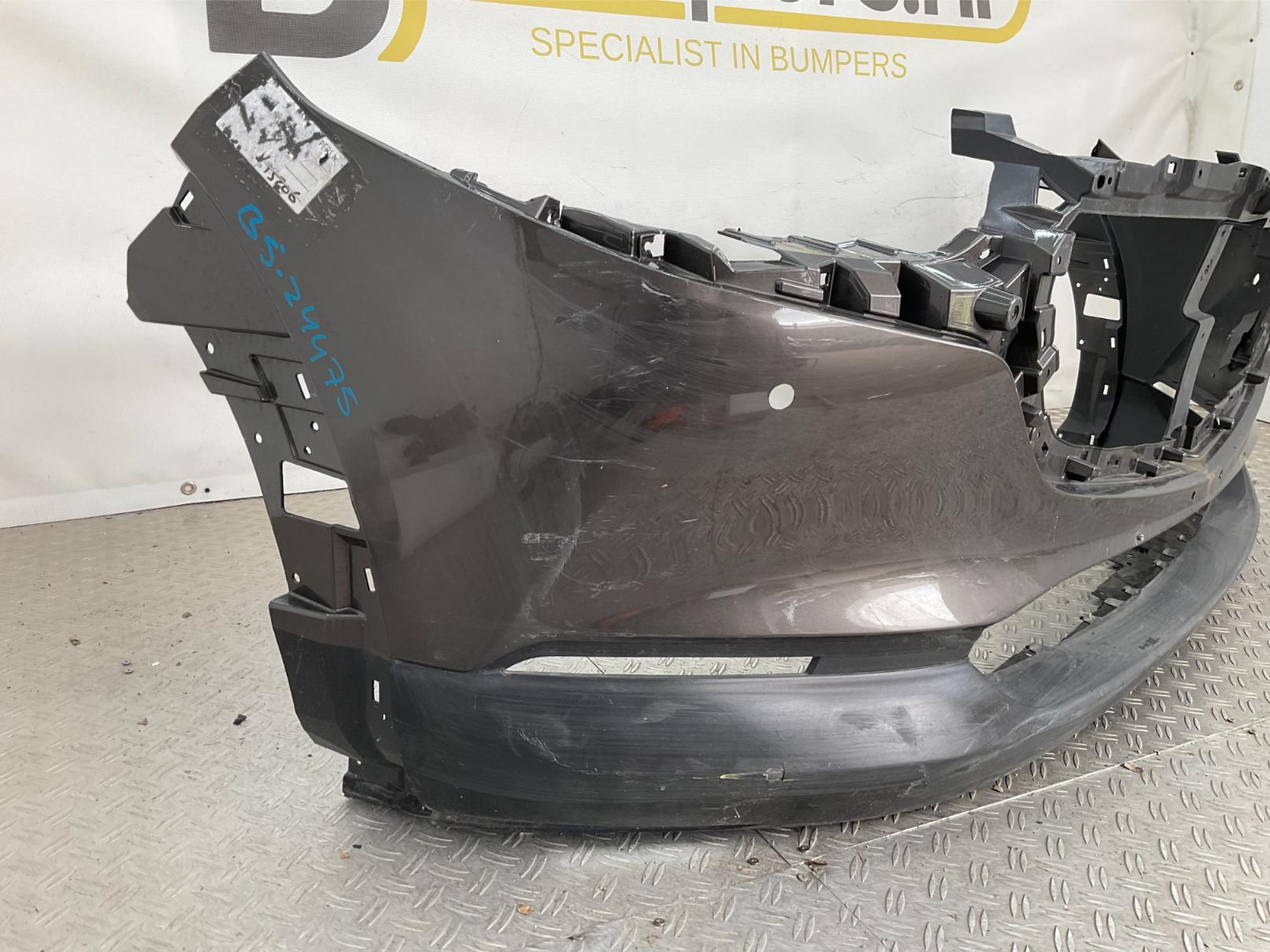 BUMPER MAZDA CX-30 CX30 PDC 2019 DFR550031 VOORBUMPER B5-24475