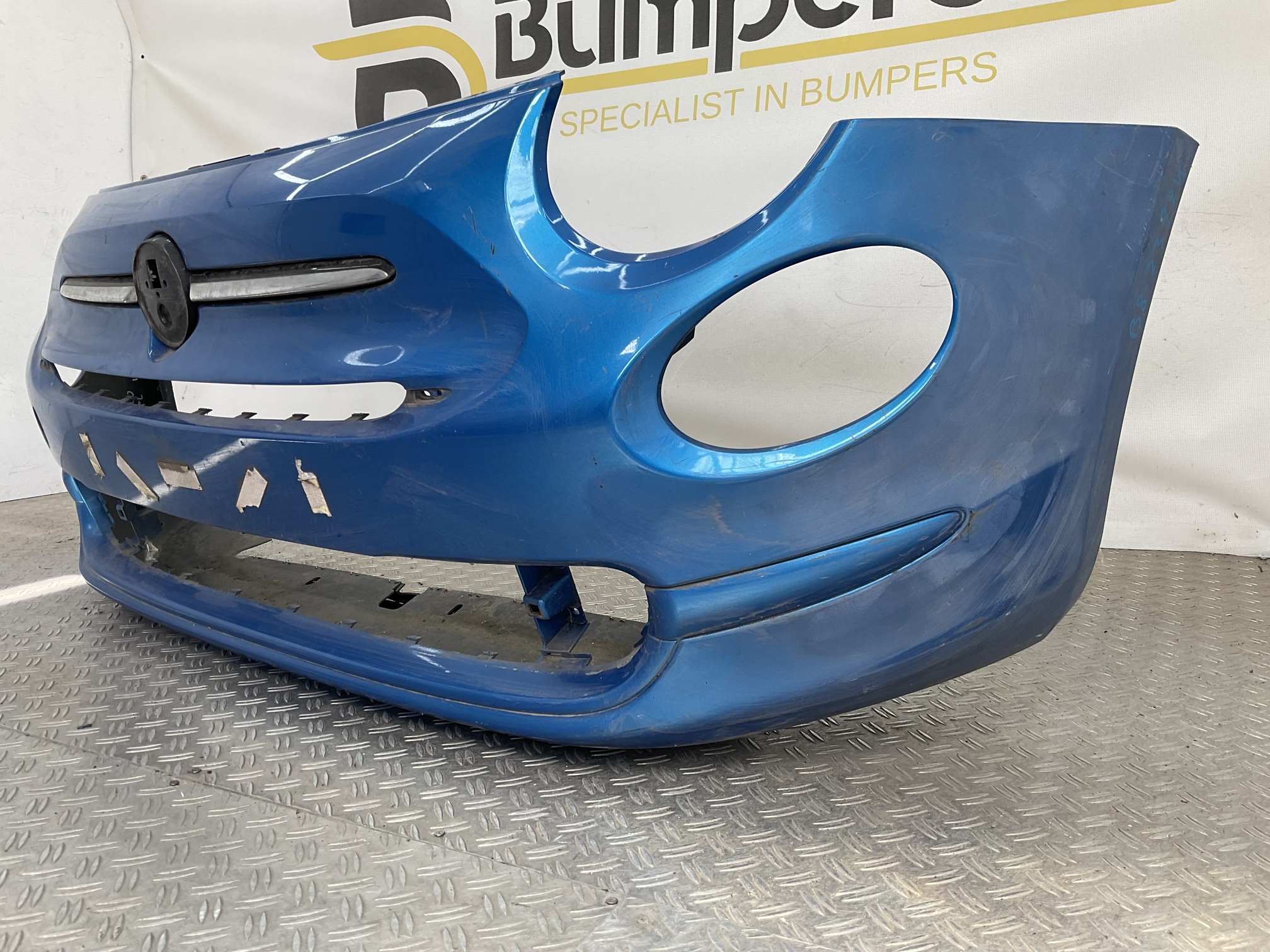 Bumper Fiat 500 Facelift 2016-2021 735619476 Voorbumper B8-23724