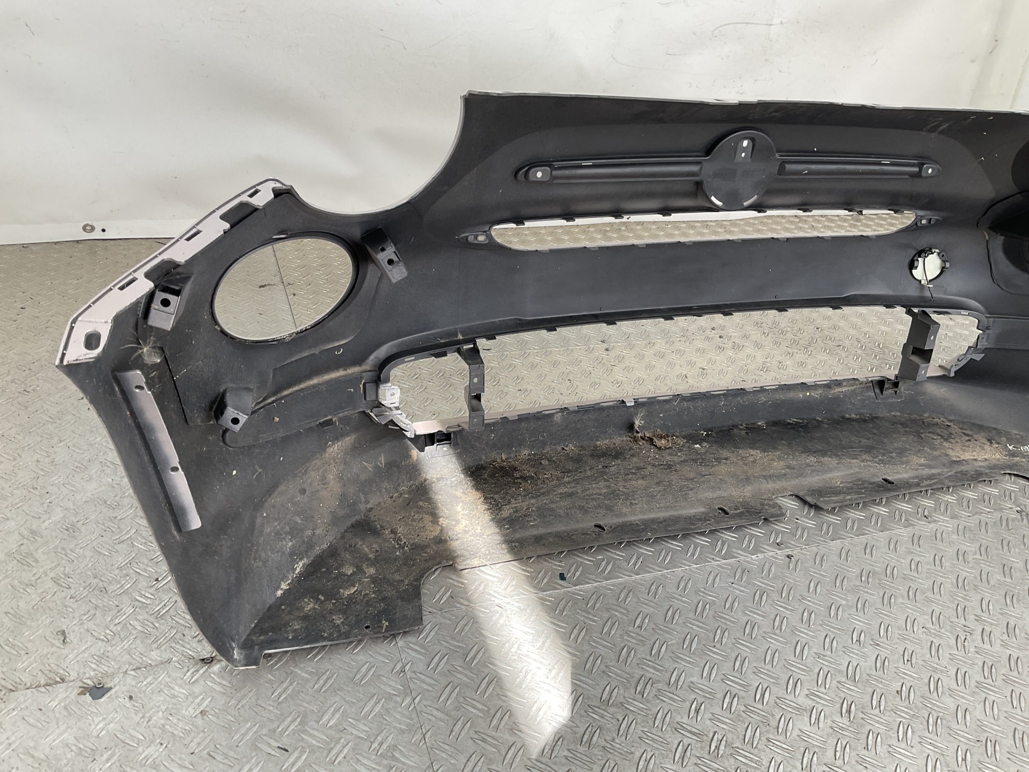 Bumper Fiat 500 Facelift 2016-2021 735619491 Voorbumper B8-23731