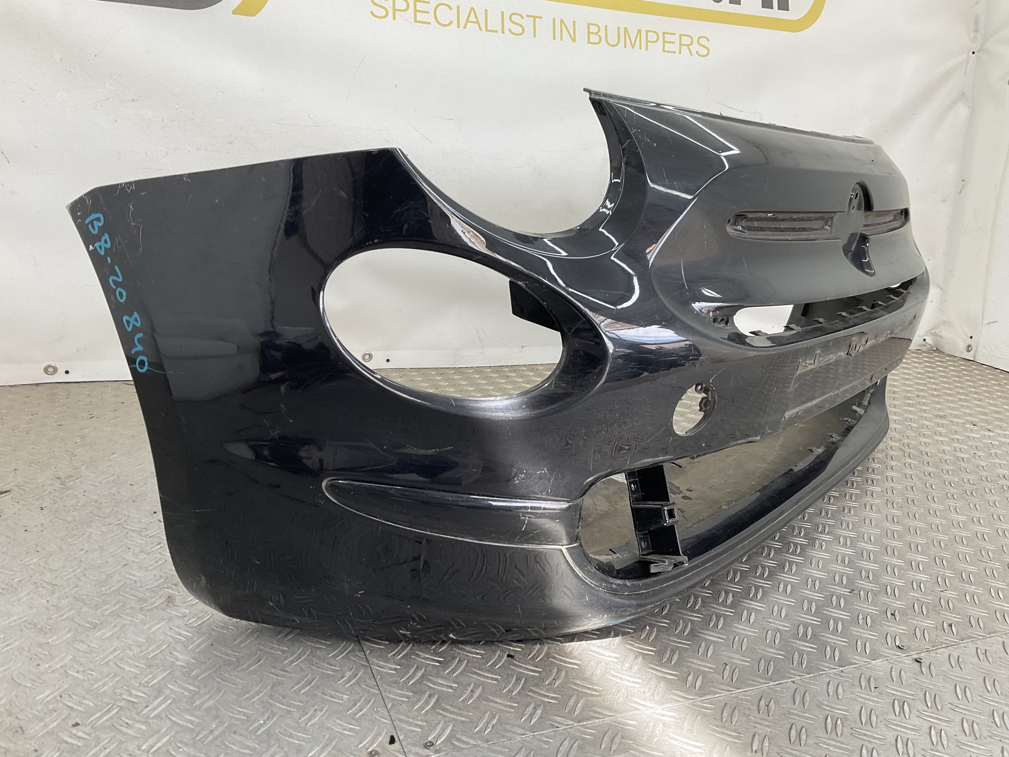 Bumper Fiat 500 Facelift 2016-2021 735619476 Voorbumper B8-20840