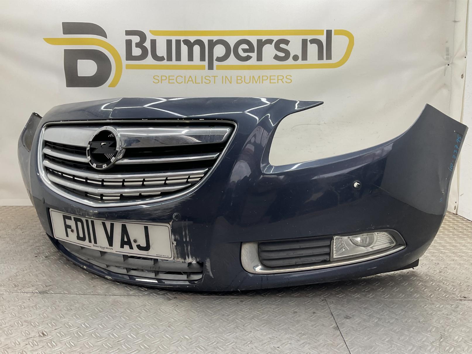 BUMPER OPEL INSIGNIA A 2008-2013 4XPDC 13288286 VOORBUMPER I10-23795