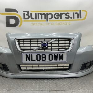 BUMPER VOLVO V50 S40 FACELIFT R-DESIGN 2007-2012 30744976 VOORBUMPER E5-23796