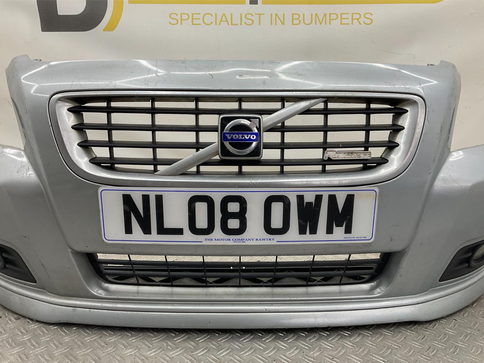 BUMPER VOLVO V50 S40 FACELIFT R-DESIGN 2007-2012 30744976 VOORBUMPER E5-23796