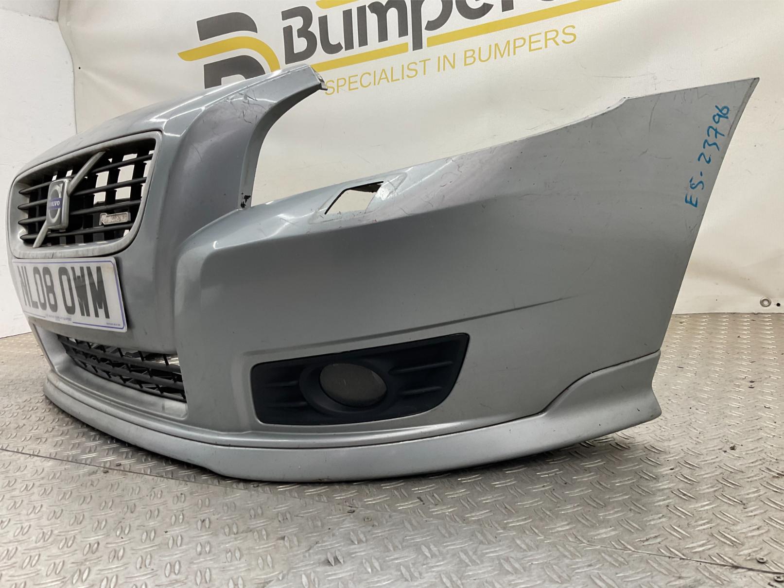 BUMPER VOLVO V50 S40 FACELIFT R-DESIGN 2007-2012 30744976 VOORBUMPER E5-23796