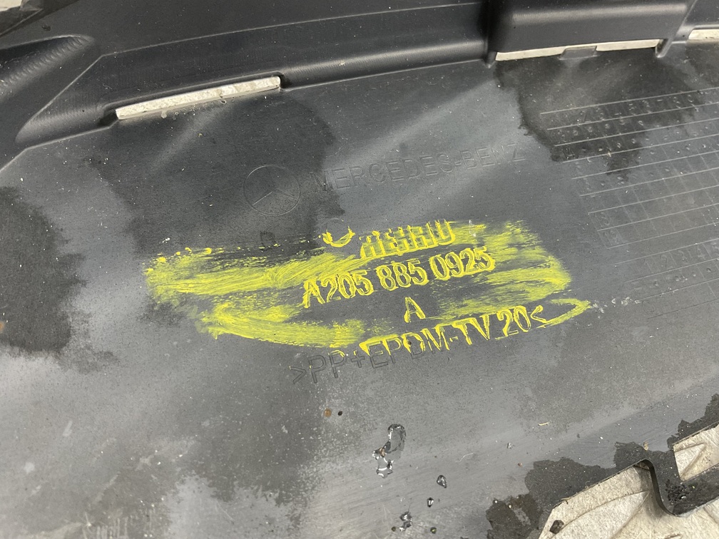 BUMPER MERCEDES C-KLASSE W205 6XPDC 2014-2017 A2058850025 VOORBUMPER A4-23914