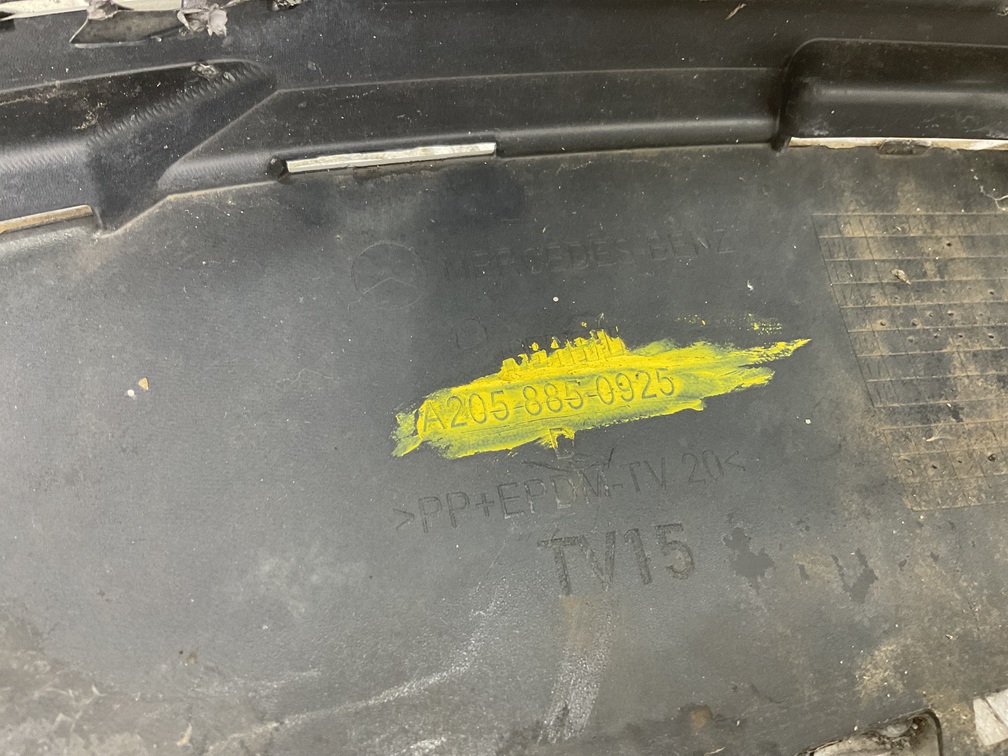 BUMPER MERCEDES C-KLASSE W205 6XPDC 2014-2017 A2058850025 VOORBUMPER A4-23916