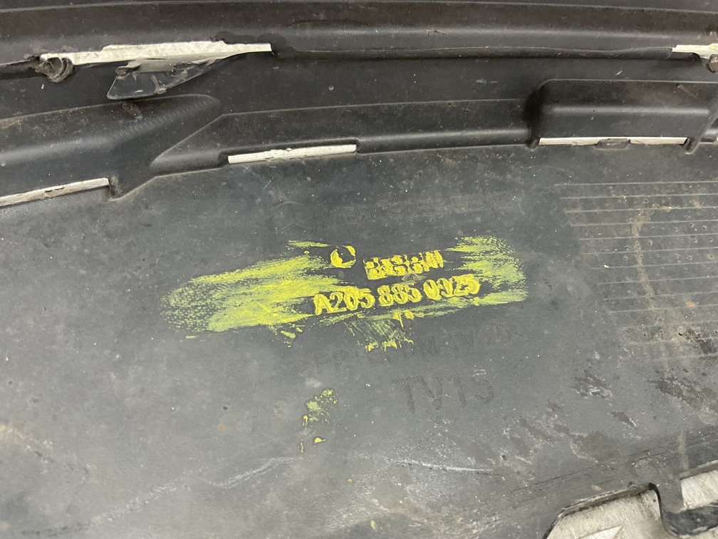 BUMPER MERCEDES C-KLASSE W205 6XPDC 2014-2017 A2058850025 VOORBUMPER A4-23925