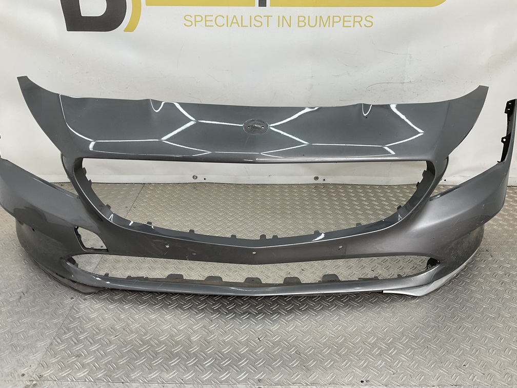 Bumper Mercedes CLA Klasse W117 Facelift 17-19 A1178851100 Voorbumper A2-23949