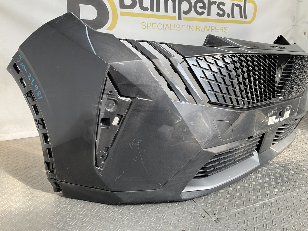 Bumper Peugeot 3008 5008 Facelift 24- 9843790980 Voorbumper J10-23981