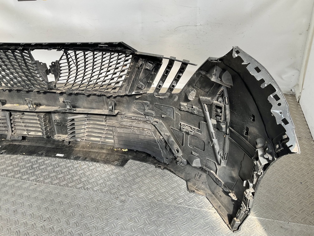 Bumper Peugeot 3008 5008 Facelift 24- 9843790980 Voorbumper J10-23981