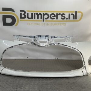Bumper Toyota Yaris 2012 521190D660 Voorbumper D4-24104