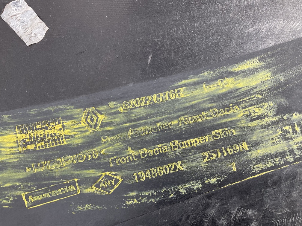 Bumper Dacia Duster 17-20 620221776R Voorbumper G3-24180