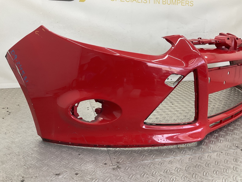BUMPER FORD FOCUS MK3 2010-2014 BM51-17757-A VOORBUMPER D9-24531