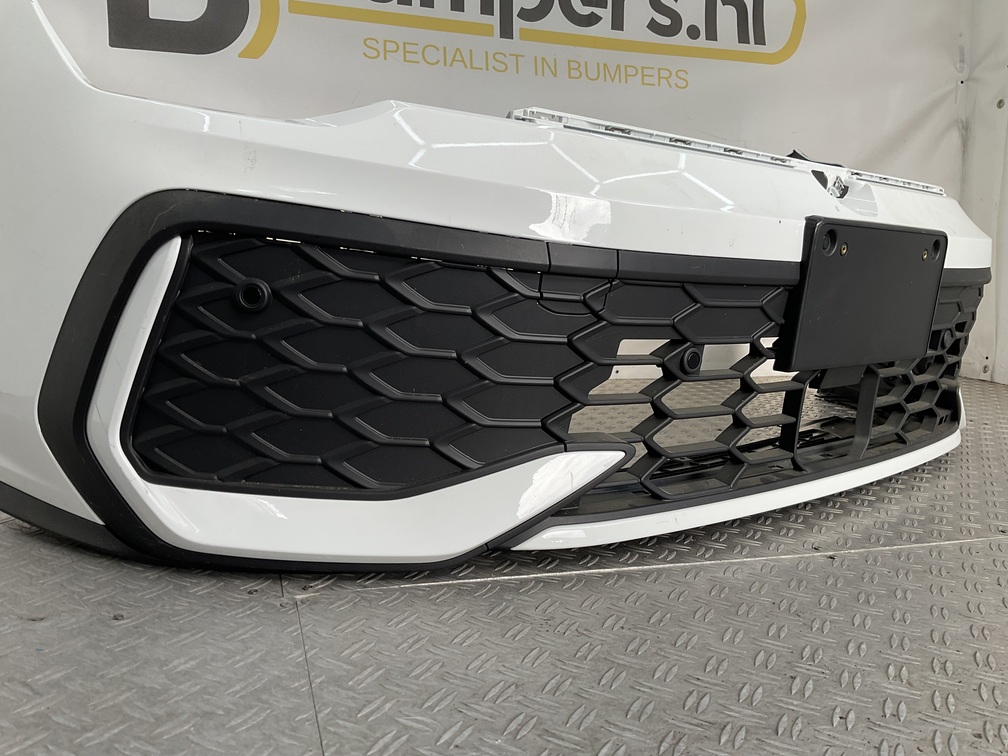 Bumper Volkswagen Golf 8 VIII GTI 2025-2026 5H0807221AB Voorbumper C2-24999